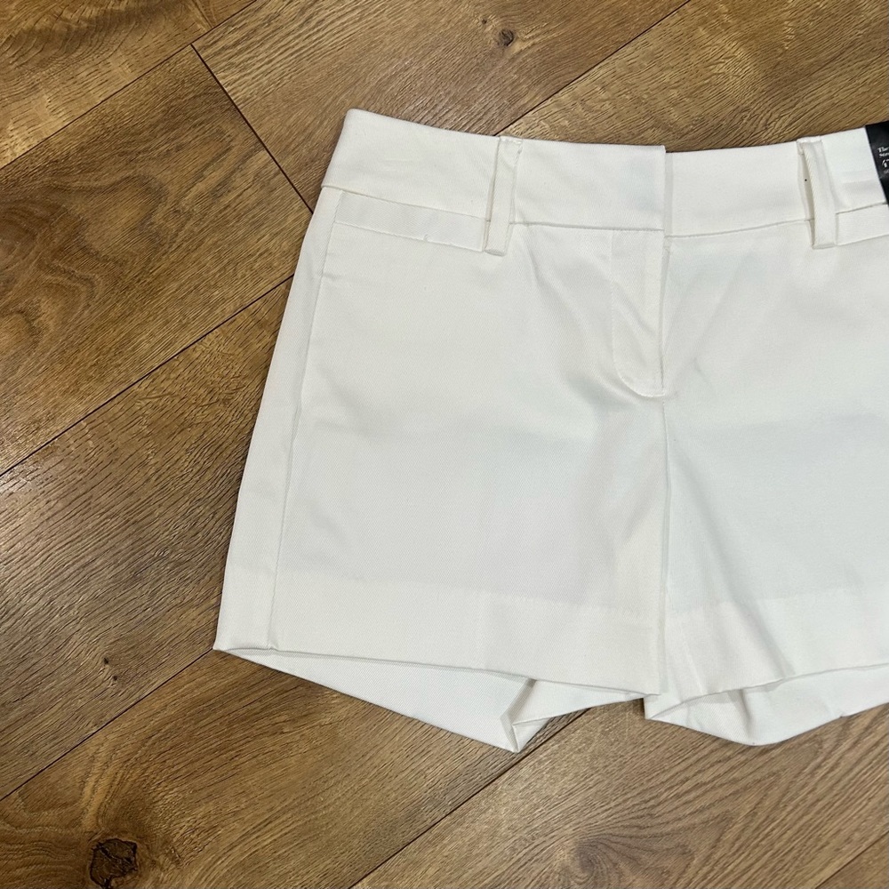 NWT New York and Company The Bleecker short - Size 0 - Picture 2 of 7